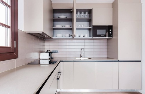 El Born Casa | Blueground | El Born, AC & w/d, nr Ciutadella