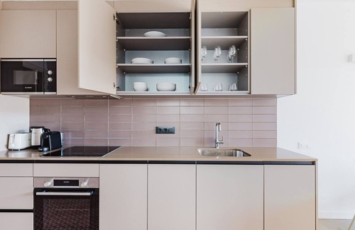 Sant Pere Casa | Blueground | El Born, elevator & w/d, nr Parc