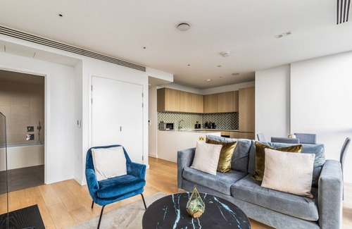 Hoxton West Apartamento | Blueground | Hoxton, jacuzzi, nr St. Paul's