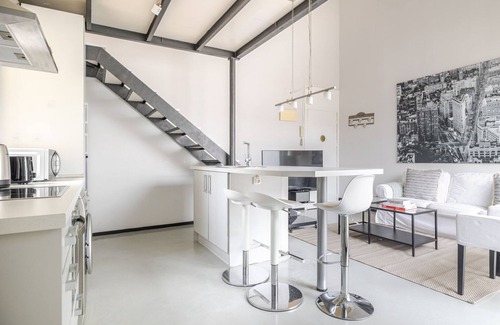 Barrio de La Latina Apartamento | Blueground | La Latina, AC & w/d, nr Retiro