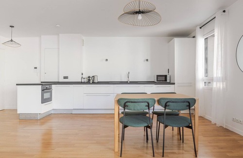 Levallois-Perret Apartamento | Blueground | Levallois, AC, w/d, nr park