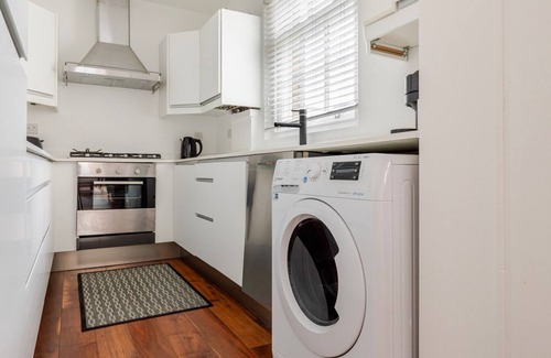 Regent's Park Apartamento | Blueground | Marylebone, w/d, balcony, nr park