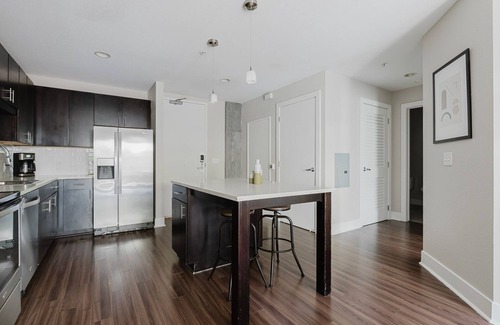 Mission Bay Apartamento | Blueground | Mission Bay, pool & w/d, nr museum