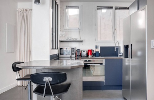 Quartier Sainte-Avoye Apartamento | Blueground | Montorgueil, balcony, nr Les Halles