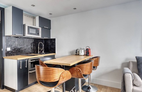 Strasbourg -Saint-Denis Apartamento | Blueground | Montorgueil, nr Chatelet-Les Halles
