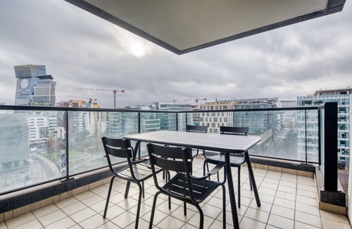 Gare Apartamento | Blueground | Olympiades, elev & balcony, nr dining