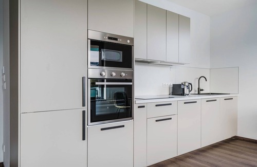 Prague 3 Apartamento | Blueground | Prague 3, new build & balcony (PRG-37)