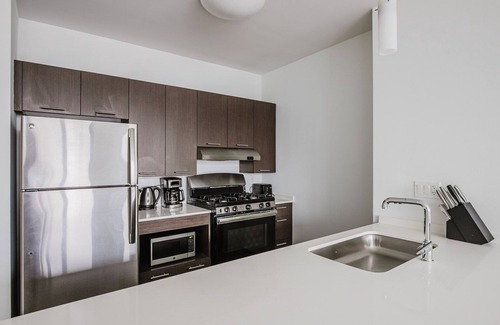 Killgubbin Apartamento | Blueground | River North, pool & w/d, nr Mile