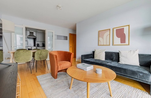 Vauxhall Apartamento | Blueground | Vauxhall, balcony, nr Thames