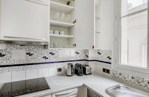 Porte-Dauphine Apartamento | Blueground | Victor Hugo, nr trocadero & park