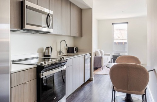 Alameda Apartamento | Blueground | West Alameda, fitness center, nr Park