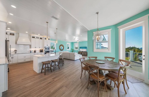 Holmes Beach Casa | Bluetique: Monthly luxury beach home, private pool, rooftop deck