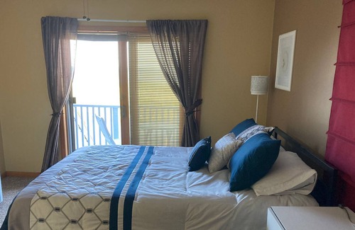 Anchorville Cabaña | Blueview Cottage on Lake St. Clair