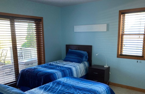 Anchorville Cabaña | Blueview Cottage on Lake St. Clair