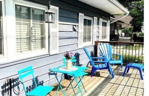 Brights Grove Cabaña | Bluewater Delight