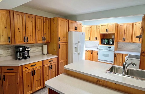 Bluewater Cabaña | Bluewater Sunset - *Lakefront - Fireplace* - Private Lake Access