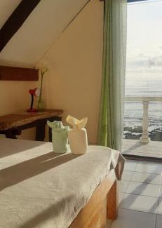 San Isidro Casa | BlueWave Surf Stay