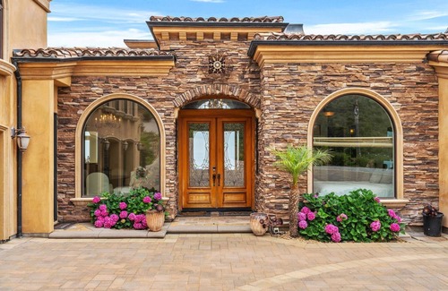 Western Malibu Casa | Bluff Property - Compound w/ Infinity Pool, Ocean Views & Guest House