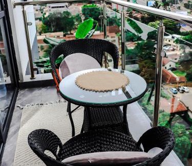 Westlands Apartamento | Blume Homes - One bedroom apartment in Westlands - Short walk to Sarit and Westgate Mall