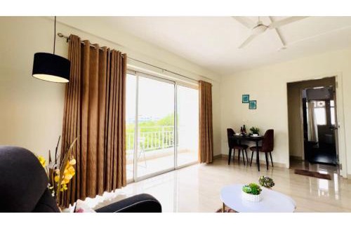 New Town Apartamento | BluO Lake Facing 1BHK NewTown, Terrace Garden, Gym