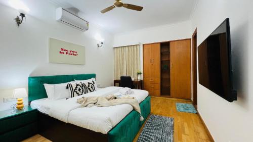 Vasant Vihar Apartamento | BluO Vasant Vihar PVR - Kitchen, Terrace, Lift
