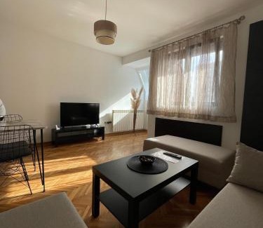 Palilula Apartamento | BMM LUX APARTMENT CENTAR