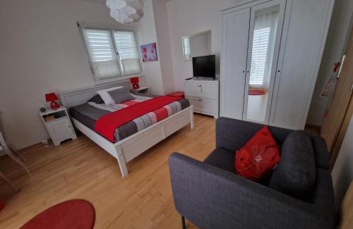 Mies Cama Y Desayuno | BnB "Les Coquelicots"
