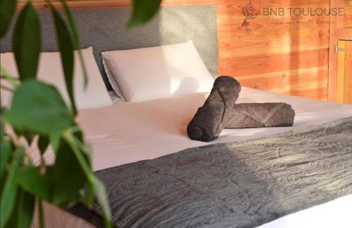 Castelginest Apartamento | BNB TOULOUSE - Le Chalet des coteaux - Cadre magnifique - WiFi - Parking