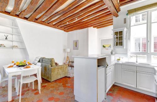 Sorbonne Apartamento | BnBNova - 1BR - Heart of the Latin Quarter