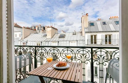 Saint-Victor Apartamento | BnBNova - Notre-Dame - 1BR with Balcony