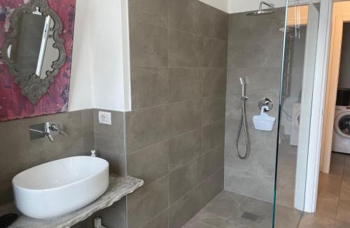 Besozzo Apartamento | Bnbook Cornelia's suites