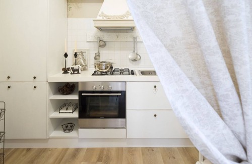 Porto Valtravaglia Apartamento | Bnbook Maison Charlotte Apartment with 2 bedrooms Maggiore Lake