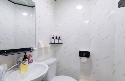 Seo-gu Apartamento | Board games, Cosplay, Nintendo, Beam Projector, Netflix, Ball Pool, Comic Book