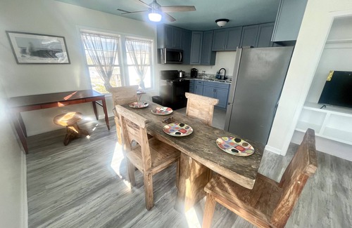 Salvo Apartamento | BOARDING STATION - 1 Bedroom Apt, Sound View, W.D, WiFi & Recreation Package.