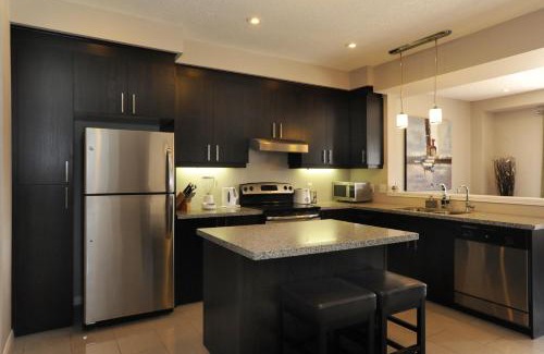 Highland West Casa | Boardwalk Homes - Executive Guest Rooms & Townhomes