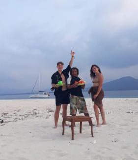 Riung Otro | Boat & Camping Tour 17 Island Riung