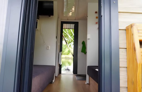Saint-Quentin Alquiler De Eote | Boat "Comfortable sur l'Eau - S Q" with Private Terrace