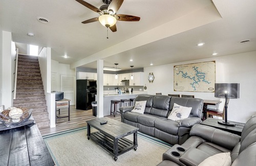 Lake Ozark Apartamento | Boat Dock & Slip Access: Lake of the Ozarks Gem
