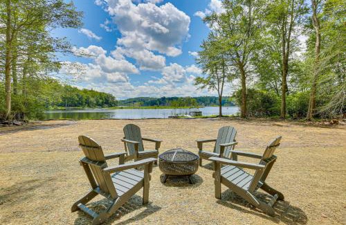 Lake Ariel Casa | Boat, Fish and Unwind Waterfront Gem in Pocono Mtns