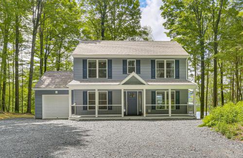 Lake Ariel Casa | Boat, Fish and Unwind Waterfront Gem in Pocono Mtns