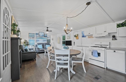 Lake Dallas Casa | Boat & Fish on Lewisville Lake: Pet-Friendly Haven