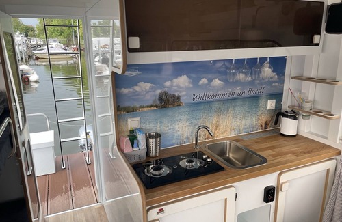 Wildau Alquiler De Eote | Barco 'Hausboot Edda' con terraza privada y Wi-Fi