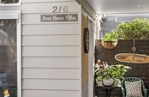 Barwon Heads Villa | Boat House Villa 2 - Walk to the beach, shops, restaurants