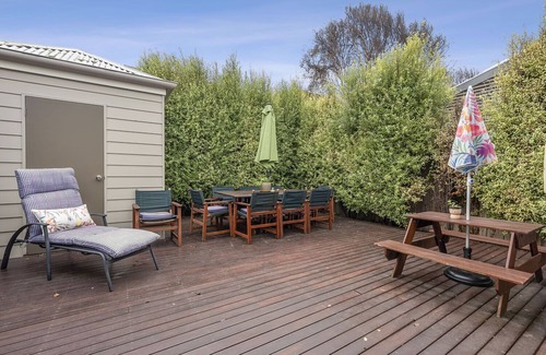 Barwon Heads Villa | Boat House Villa 1 - Central Barwon Heads, beaches, shops, restaurants
