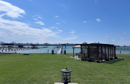 Pearl Beach Cabaña | Boat Lovers Retreat