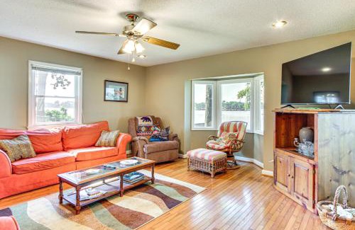 Cross Hill Casa | Boat Ramp and Dock Lake Greenwood Getaway!