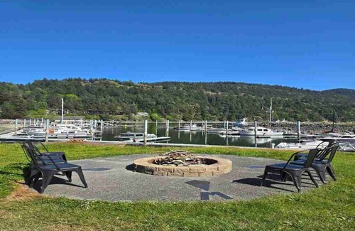 Rosario Alquiler De Eote | Boat Rental at Marina Heated Pool Ocean Views