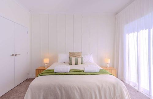 Lake Tarawera Casa | Boat Shed Bay - Stunning Lake Tarawera Views