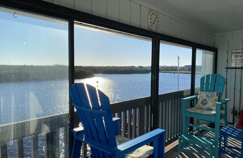 Ruskin Condominio | Boater and Fisherman's paradise waterfront Condo with spectacular wildlife views