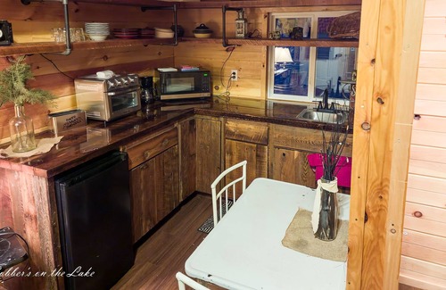 Butternut Cabina | Bobber's On The Lake - Cabin 2